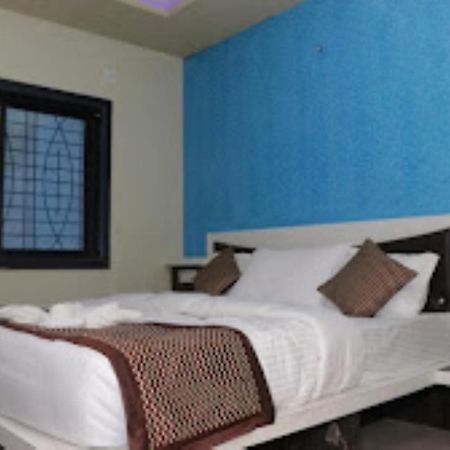 Hotel Sainath, Chhindwāra Buitenkant foto